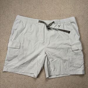 Huk Creekbed Cargo Shorts Men’s Size XXL Khaki Fishing Hiking Vented